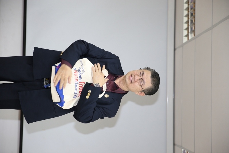 A23Y7014 533x800.jpg